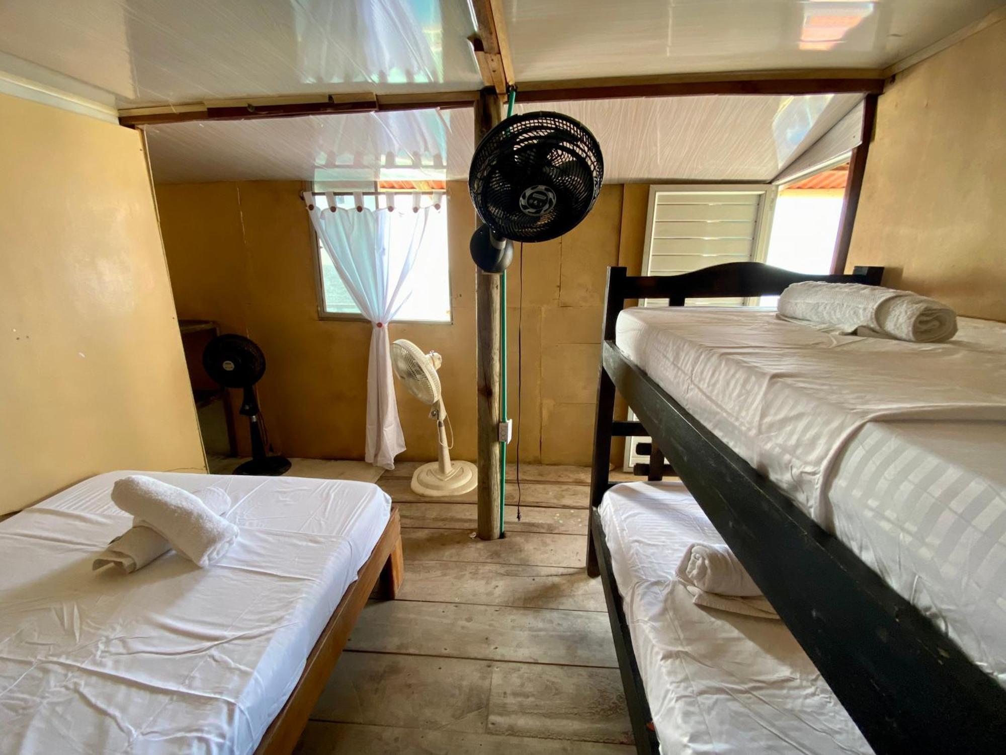 Eco Hostal Estrella De Mar Остров Мукура Екстериор снимка
