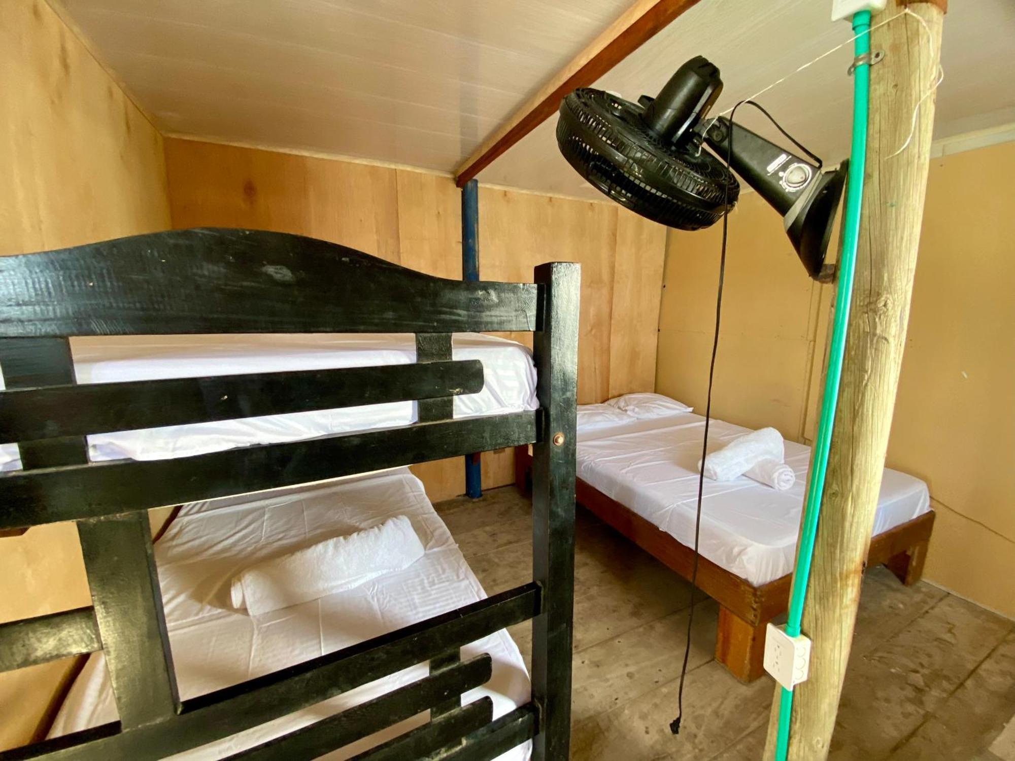 Eco Hostal Estrella De Mar Остров Мукура Екстериор снимка